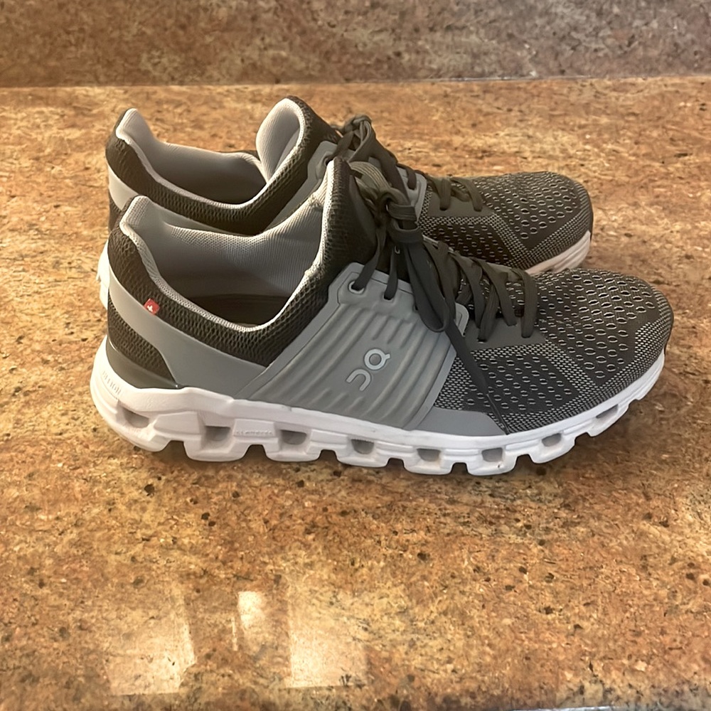 OnCloud shoes.
